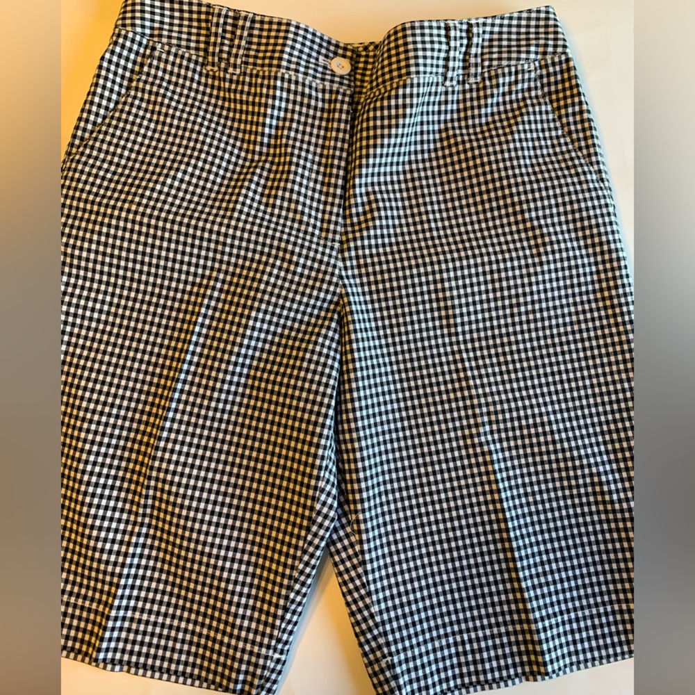 TALBOTS Black White Checkered Stretch Shorts Knee, women P 10